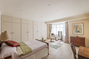 Photo 13- click for photo gallery